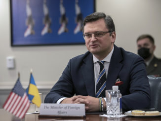 Ukrainischer Außenminister bittet China um Sicherheitsgarantien