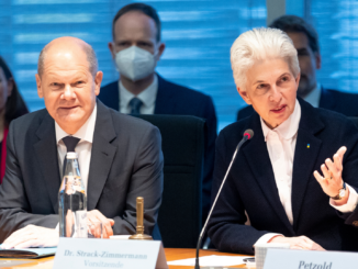 Scholz verärgert FDP-Politiker mit Auftritt im Verteidigungsausschuss