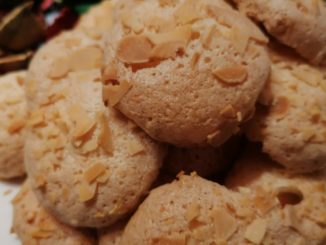 Türchen 23: Rezept für Mandelschaumbusserl