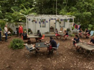 IBES 2023: Die 1. Dschungelprüfung: 12 Stars feiern die Saisoneröffnung mit einem Fünf-Sterne-Dschungel-Bar-Bäh-Cue