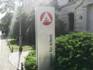 Regierung korrigiert Zahl der Ungelernten nach oben