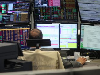 Dax startet kaum verändert – 16.000er-Marke kurzzeitig geknackt