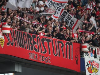 Spielbericht: Stuttgart bleibt erstklassig – HSV verpasst Fußball-Wunder