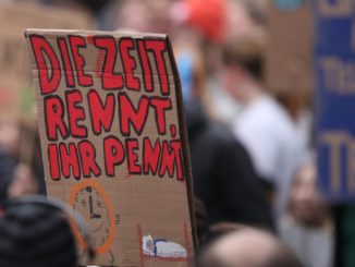 Chef von Heidelberg Materials lobt Fridays for Future