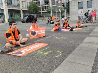 „Letzte Generation“ protestiert vor Tag der Industrie