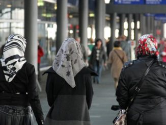 Expertenbericht: Muslimfeindlichkeit weit verbreitet