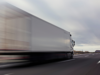 Zahl mautpflichtiger LKWs auf Autobahnen zurückgegangen