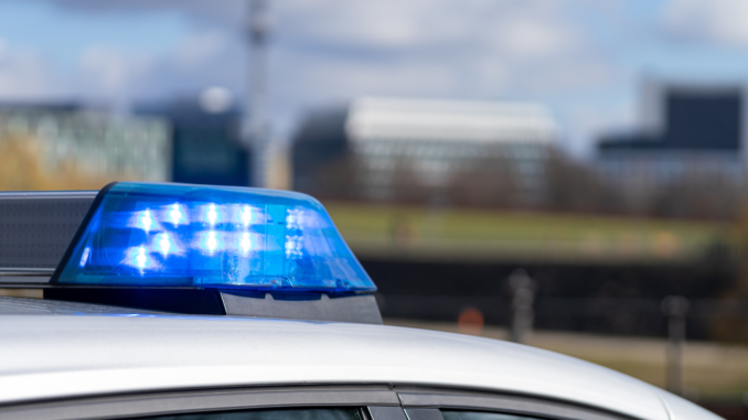 cmg_symbolbilder_ - 2023-07-18T125138.230 Polizei (über cozmo news)