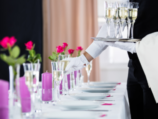 Union plädiert für Stufenmodell bei Mindestlohn für Ferienjobs