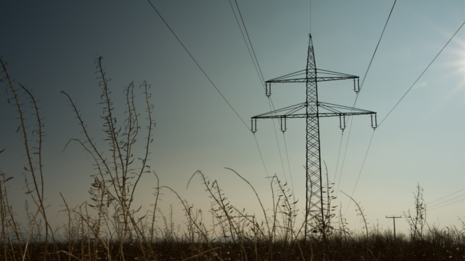 Strommast (über cozmo news)