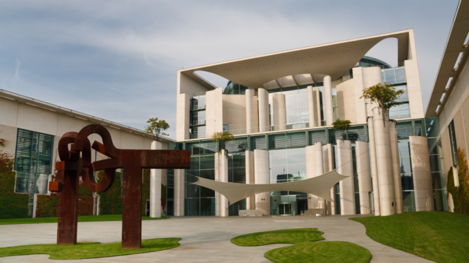 Kanzleramt (über cozmo news)