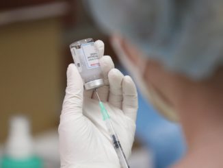 Apothekerverband erwartet neuen Corona-Impfstoff im September