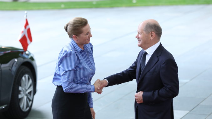 Mette Frederiksen und Olaf Scholz am 17.08.2023 (über dts Nachrichtenagentur)