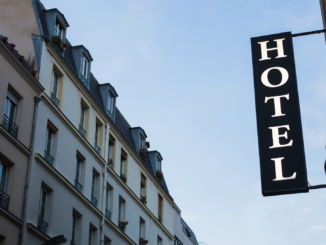 Drohender Steuer-Schock für Hotels, Mitarbeitende und Freizeiteinrichtungen Drohender Steuer-Schock für Hotels, Mitarbeitende und Freizeiteinrichtungen