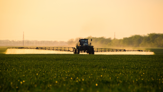 Düngen in der Landwirtschaft (über cozmo news)