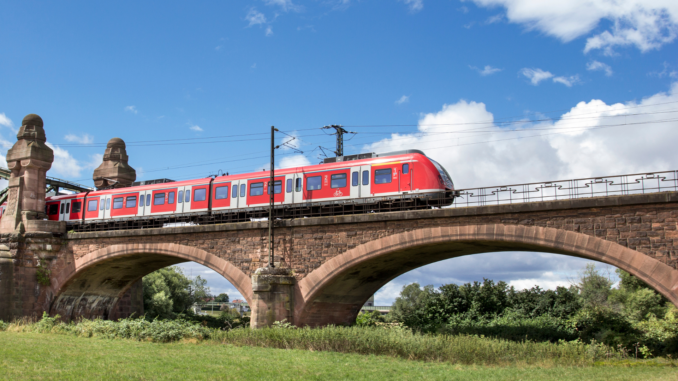 Deutsche Bahn (über cozmo news)