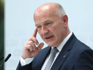 Berlins Regierender Bürgermeister erwägt Abschiebungen auch im Winter