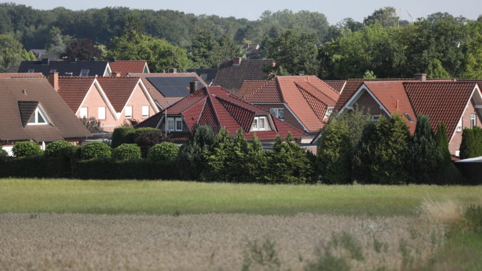 Häuser (Archiv) (über dts Nachrichtenagentur)