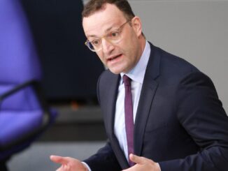 Spahn sieht in Habecks Industriestrategie Abkehr von Marktwirtschaft Spahn sieht in Habecks Industriestrategie Abkehr von Marktwirtschaft