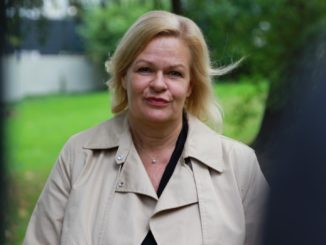 „Konsequenzen ziehen“: Frei drängt auf Absetzung Faesers als Innenministerin