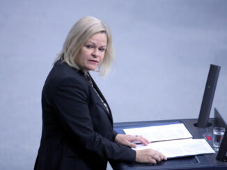 Faeser fordert islamische Verbände zu Kampf gegen Antisemitismus auf