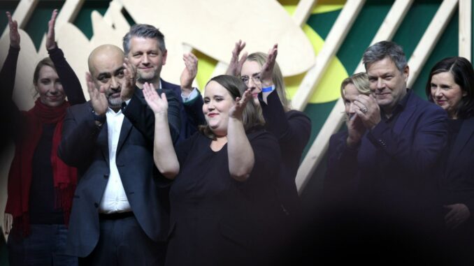 Grünen-Spitze auf Parteitag 2023 in Karlsruhe (über dts Nachrichtenagentur)