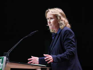 Lemke pocht auf Einhaltung internationaler Klimazusagen