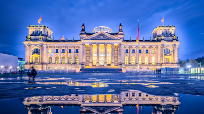 cmg_symbolbilder_ - 2024-01-09T134238.183 Bundestag, Berlin (über cozmo news)