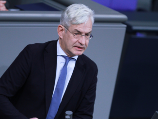 Middelberg droht Ampel mit neuer Klage gegen Haushalt