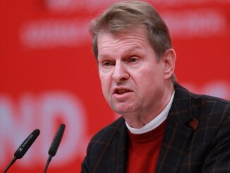 Stegner verteidigt Verschärfung von Bürgergeld-Sanktionen Stegner verteidigt Verschärfung von Bürgergeld-Sanktionen