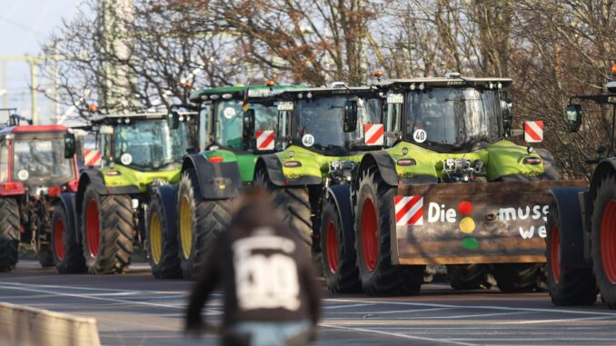 dts_image_28598_rfqnjsjqsj (1) Bauernproteste (Archiv) (via dts Nachrichtenagentur)
