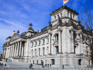 Finanzierungsdefizit des Bundes im Jahr 2023 stark verringert