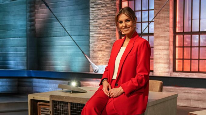 Clark Final Fight Laura Wontorra ist als Reporterin beim Clark Final Fight dabei (über RTL/Fine Lohmann)