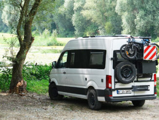 Sicher auf Achse: Welche Versicherungen Wohnmobilbesitzer als erstes brauchen