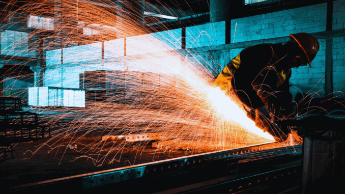 Industrie (über FURKAN GÜNEŞ)