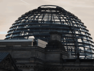 CSU gefährdet Energiewende – während Superreiche Steuern umgehen