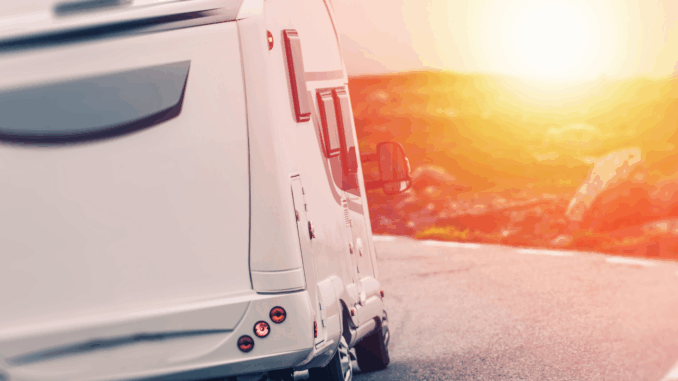 Wohnmobil aus dem Winterschlaf holen – diese Checks solltest du unbedingt machen!