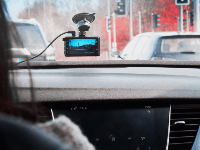 Dashcams im Auto: Ja – aber richtig!